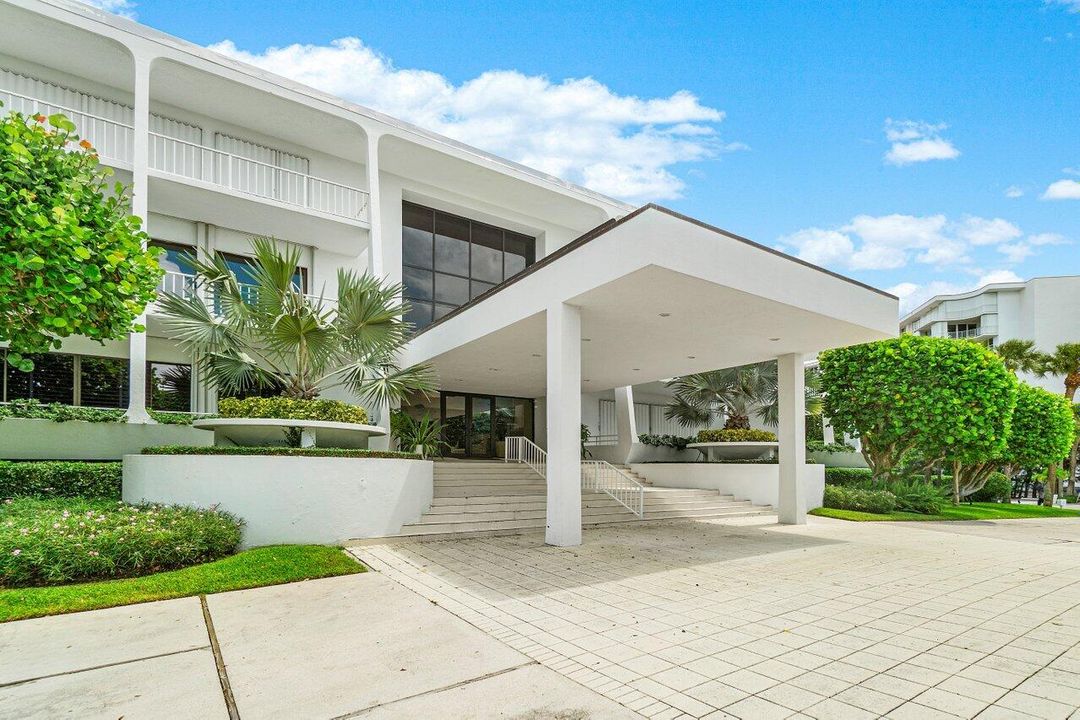 待售: $2,599,000 (2 贝兹, 2 浴室, 1606 平方英尺)