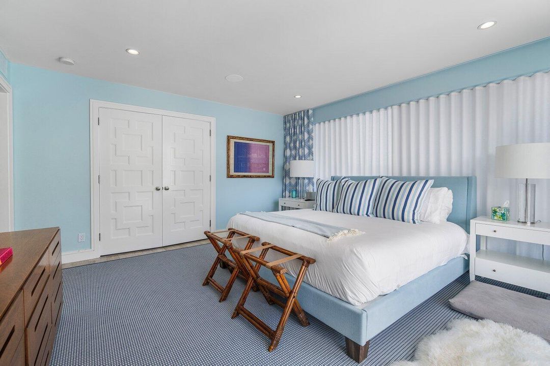 For Sale: $2,599,000 (3 beds, 2 baths, 1853 Square Feet)