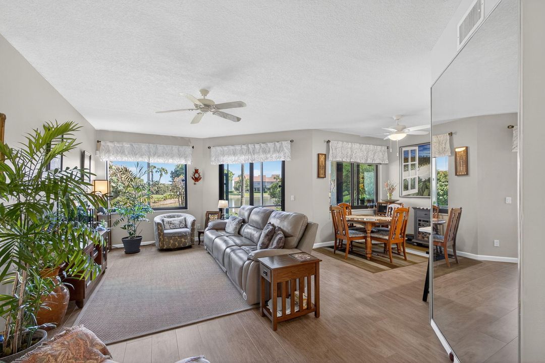 For Sale: $559,000 (2 beds, 2 baths, 1390 Square Feet)