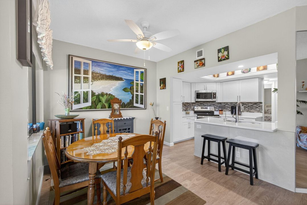 For Sale: $559,000 (2 beds, 2 baths, 1390 Square Feet)