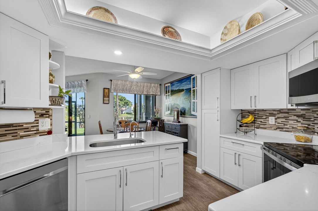 For Sale: $559,000 (2 beds, 2 baths, 1390 Square Feet)