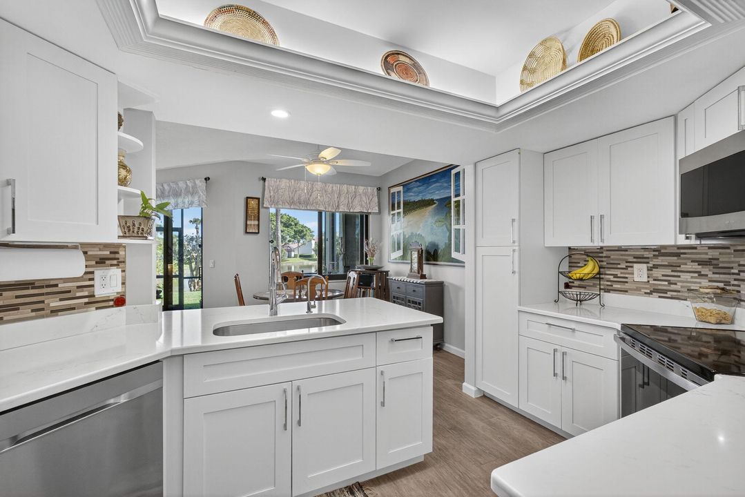 For Sale: $559,000 (2 beds, 2 baths, 1390 Square Feet)