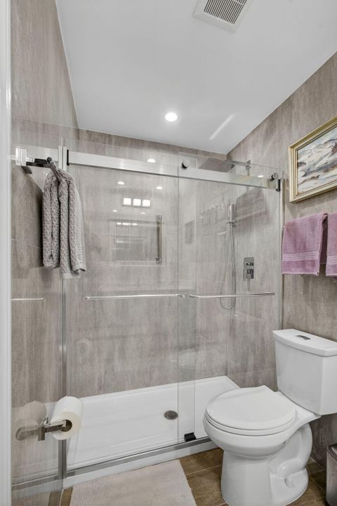 For Sale: $559,000 (2 beds, 2 baths, 1390 Square Feet)