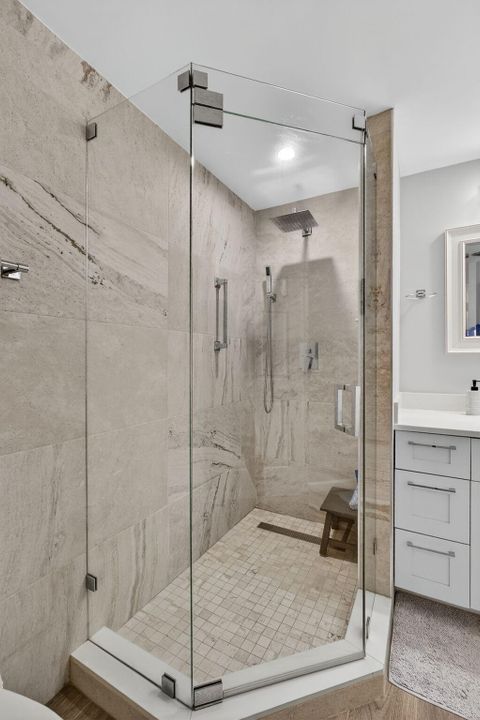 For Sale: $559,000 (2 beds, 2 baths, 1390 Square Feet)