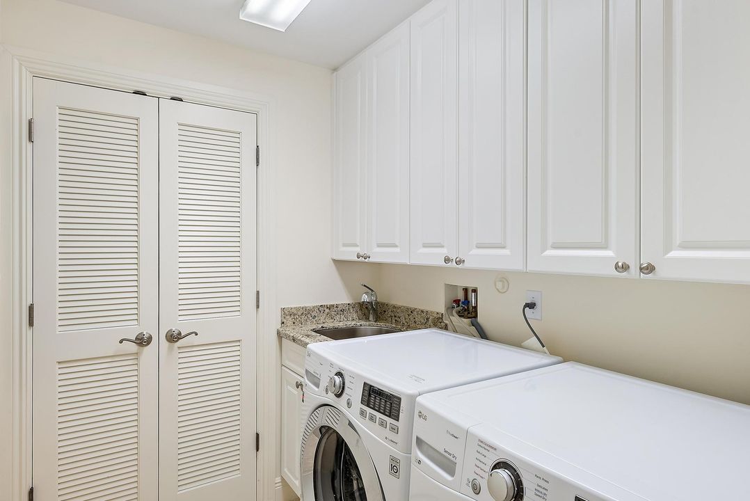 For Sale: $1,749,000 (4 beds, 3 baths, 3908 Square Feet)