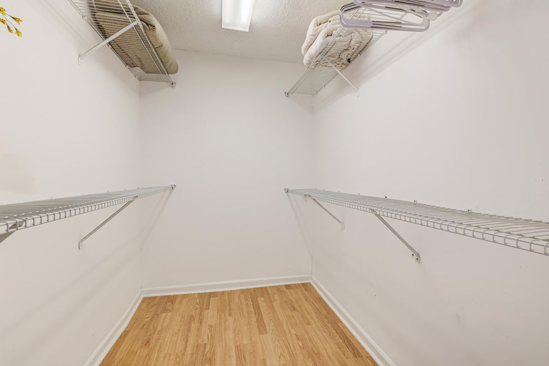 For Sale: $449,000 (3 beds, 2 baths, 2026 Square Feet)