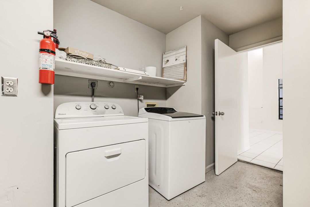 For Sale: $449,000 (3 beds, 2 baths, 2026 Square Feet)