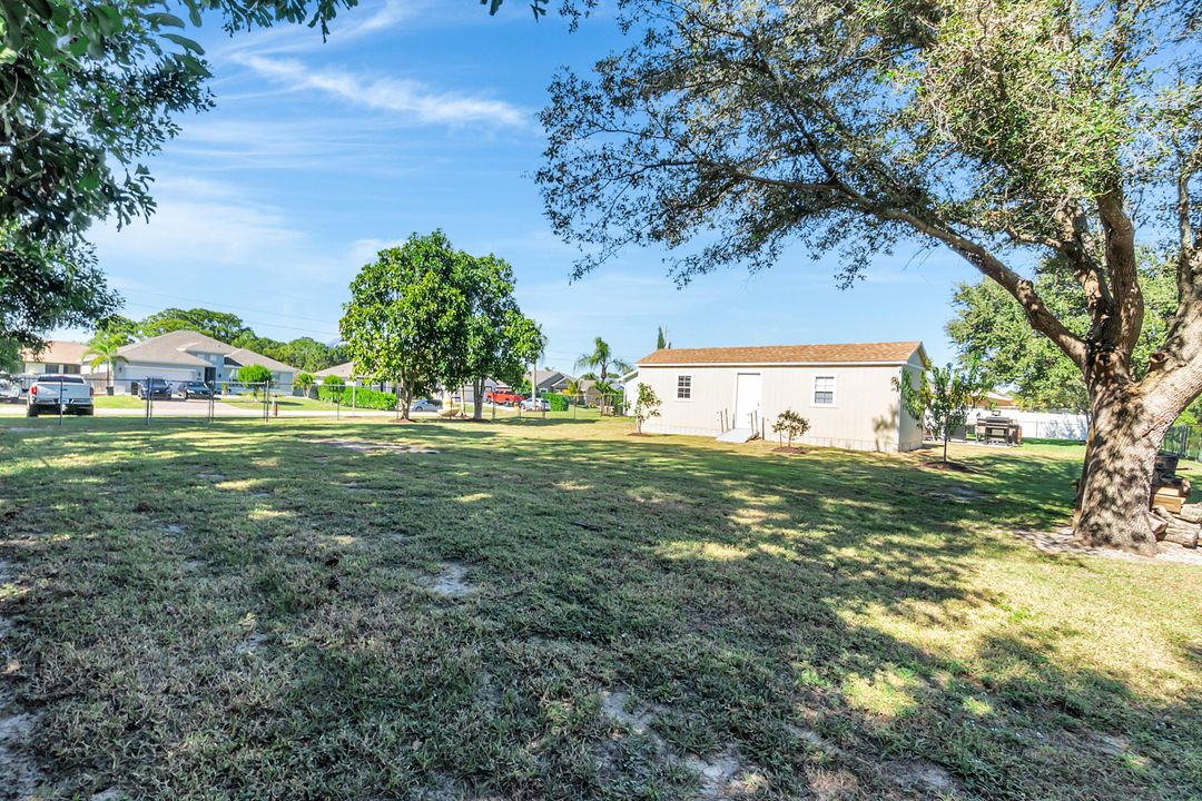 For Sale: $485,000 (3 beds, 2 baths, 1157 Square Feet)
