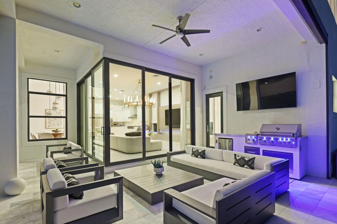 For Sale: $4,799,000 (6 beds, 7 baths, 6180 Square Feet)