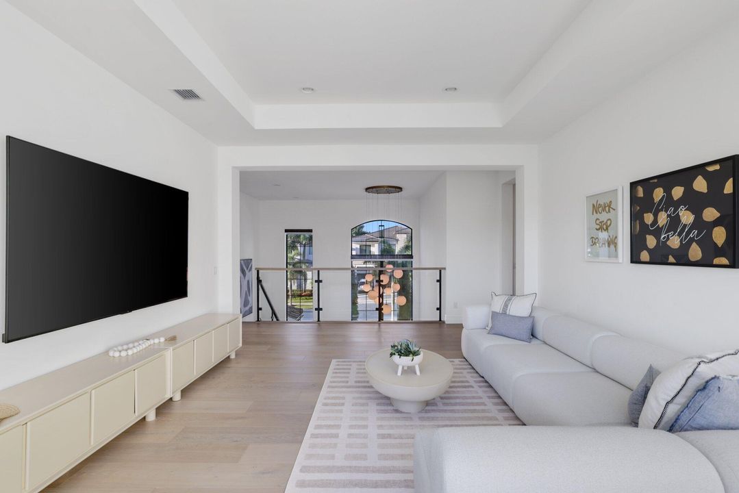 For Sale: $4,799,000 (6 beds, 7 baths, 6180 Square Feet)