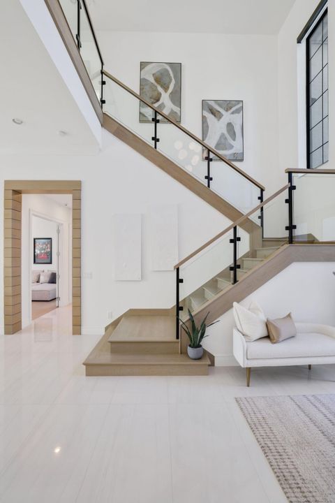 For Sale: $4,799,000 (6 beds, 7 baths, 6180 Square Feet)