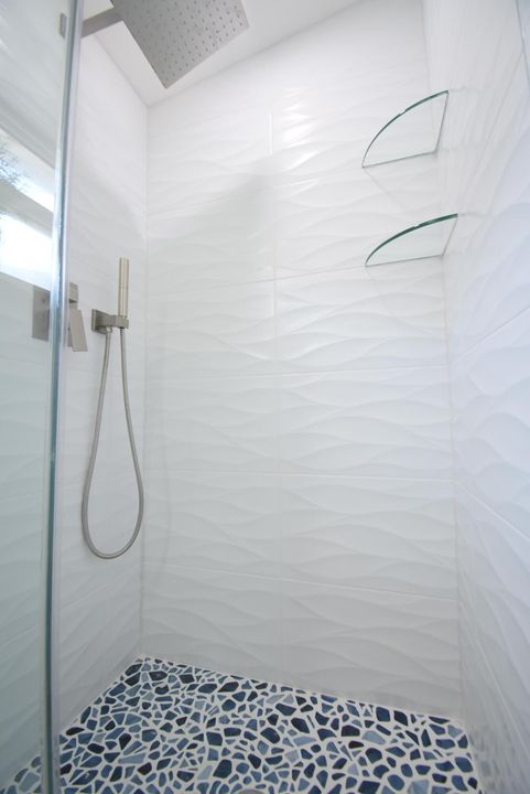 For Rent: $3,300 (4 beds, 2 baths, 1607 Square Feet)