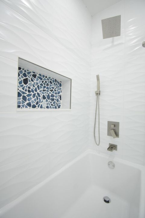 For Rent: $3,300 (4 beds, 2 baths, 1607 Square Feet)