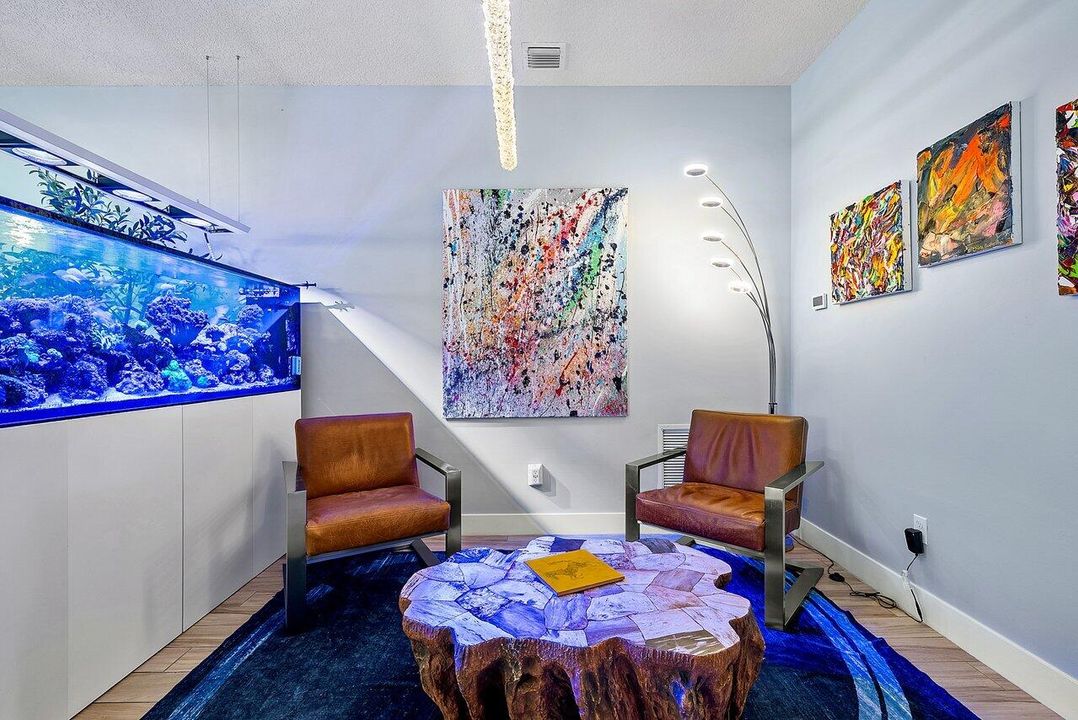 For Sale: $874,900 (3 beds, 2 baths, 1997 Square Feet)