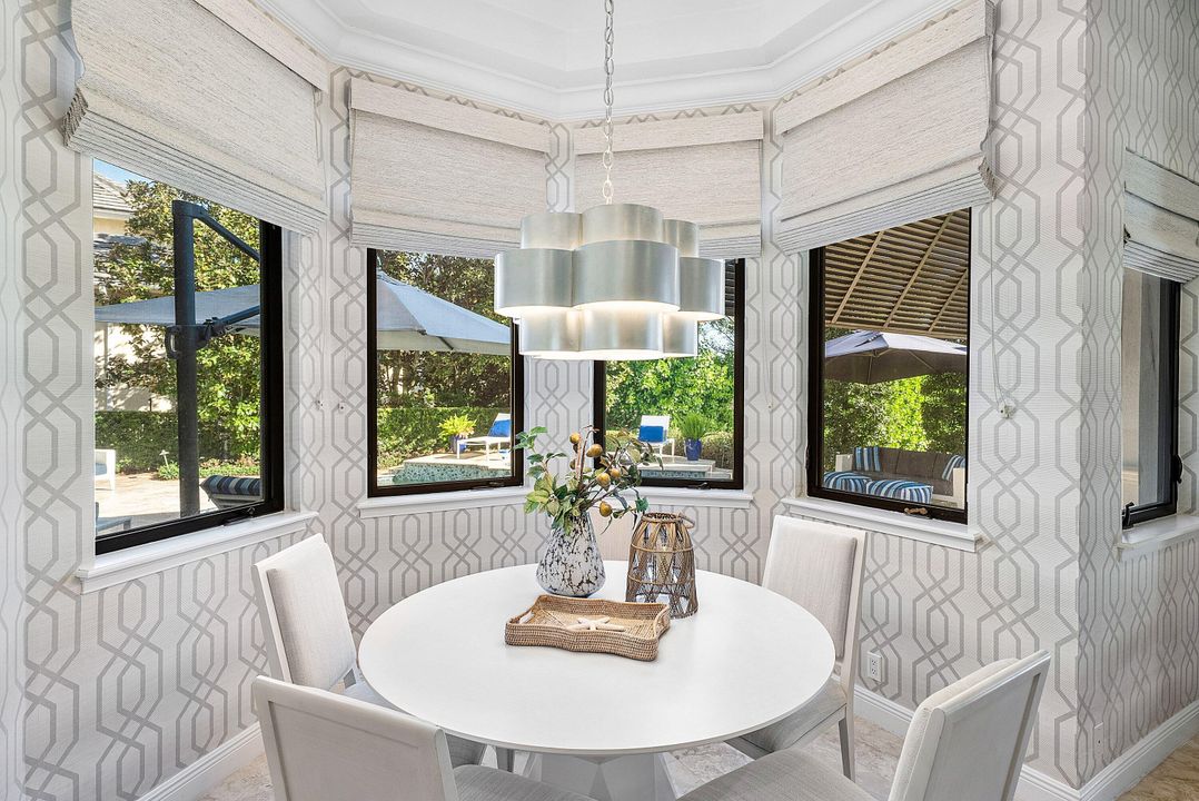 For Sale: $2,699,000 (6 beds, 7 baths, 5505 Square Feet)