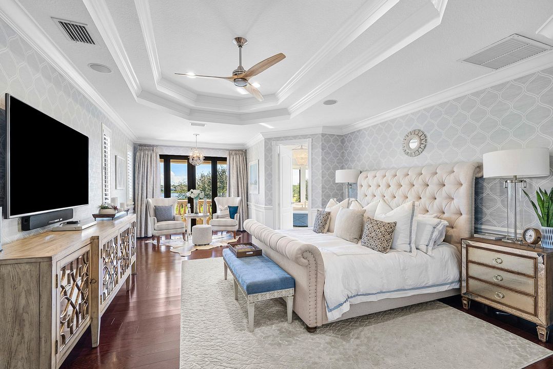 For Sale: $2,699,000 (6 beds, 7 baths, 5505 Square Feet)