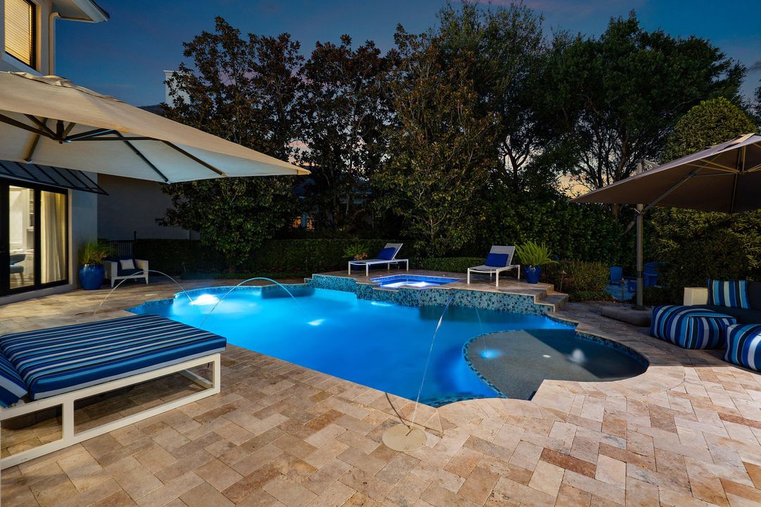 For Sale: $2,699,000 (6 beds, 7 baths, 5505 Square Feet)