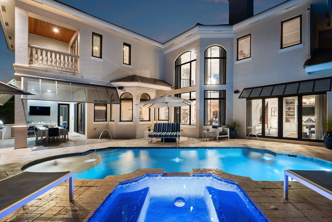 For Sale: $2,699,000 (6 beds, 7 baths, 5505 Square Feet)