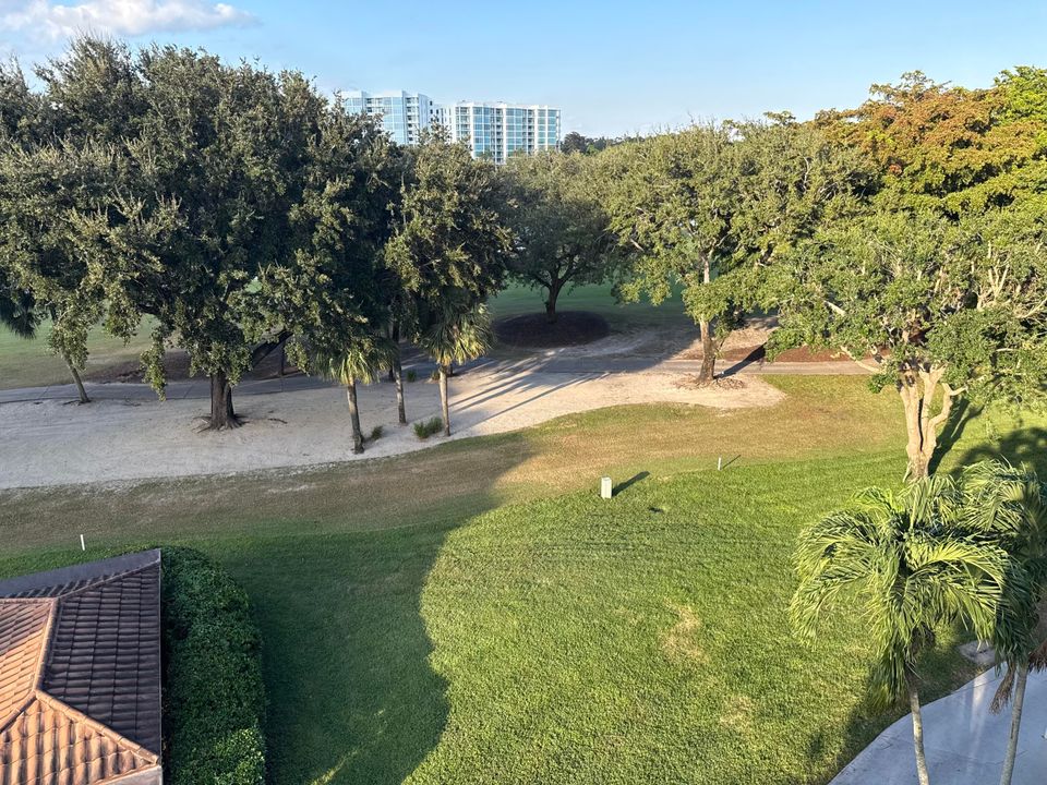 待售: $649,000 (2 贝兹, 2 浴室, 1310 平方英尺)