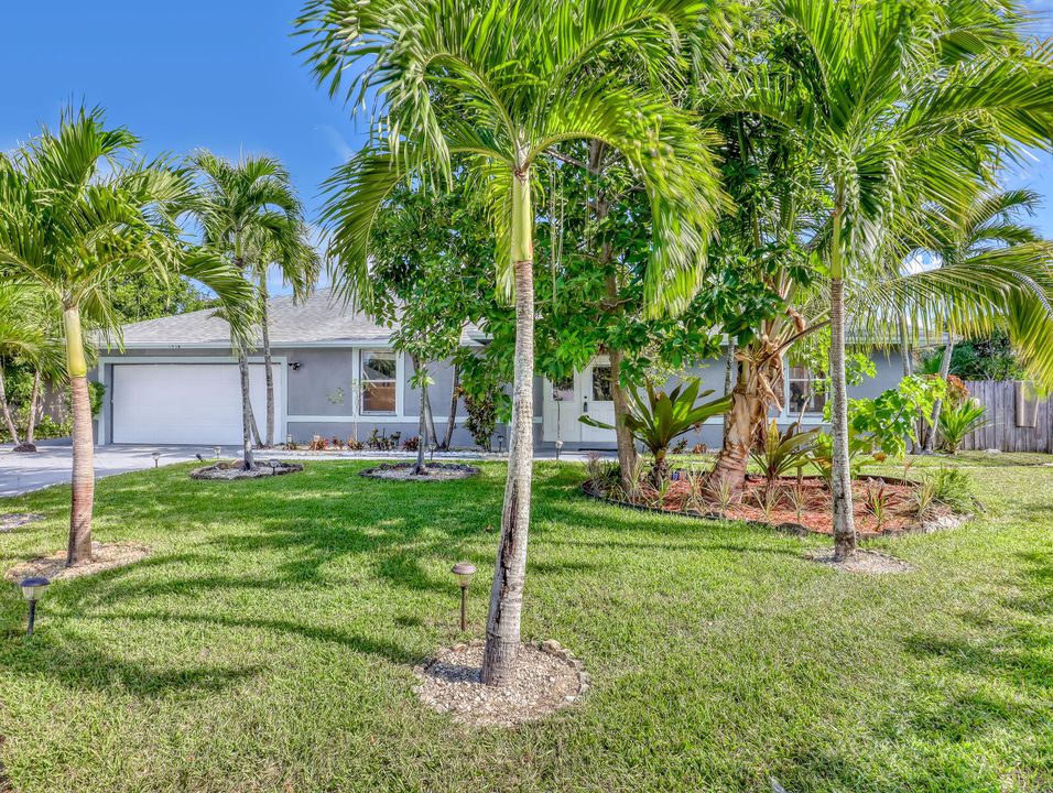 For Rent: $4,000 (4 beds, 2 baths, 2831 Square Feet)