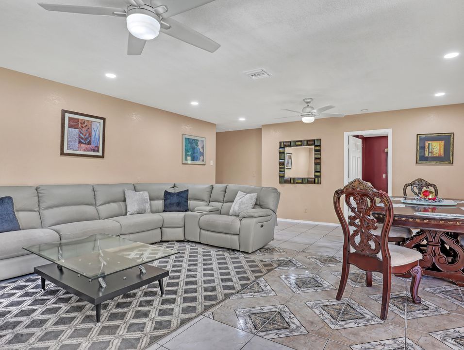 For Rent: $4,000 (4 beds, 2 baths, 2831 Square Feet)