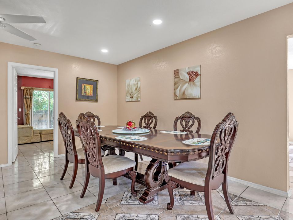 For Rent: $4,000 (4 beds, 2 baths, 2831 Square Feet)