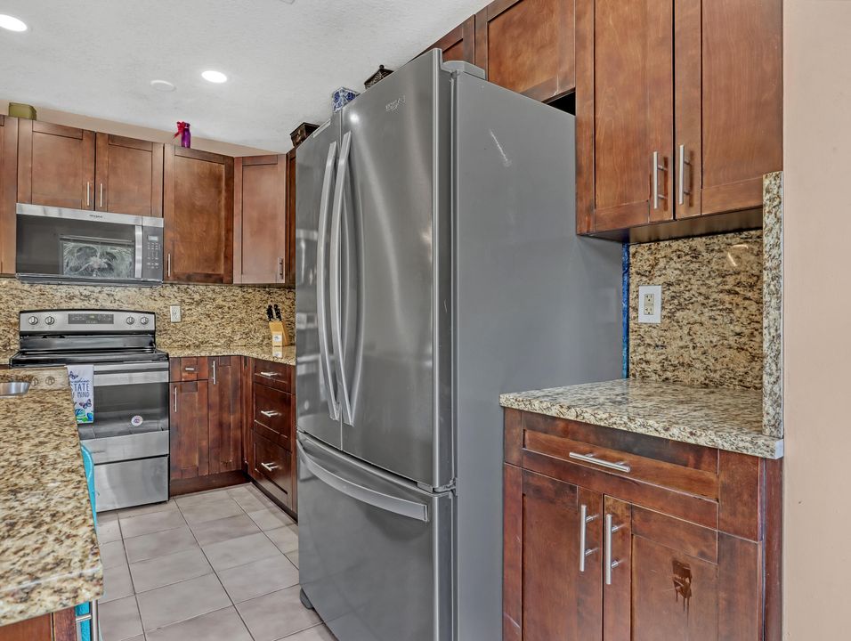 For Rent: $4,000 (4 beds, 2 baths, 2831 Square Feet)