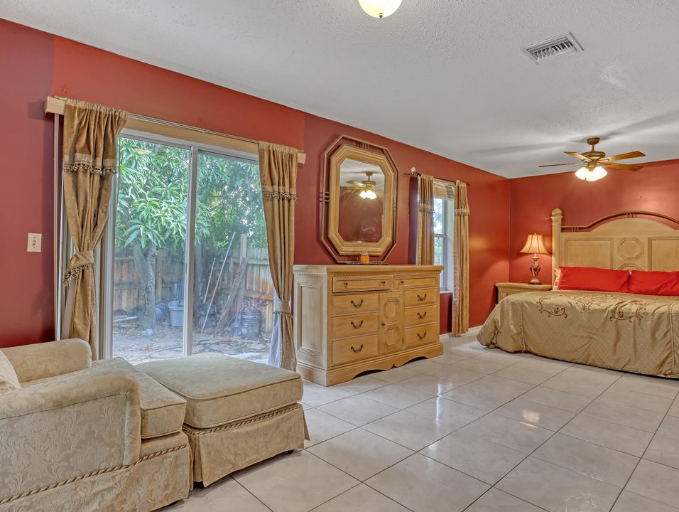 For Rent: $4,000 (4 beds, 2 baths, 2831 Square Feet)