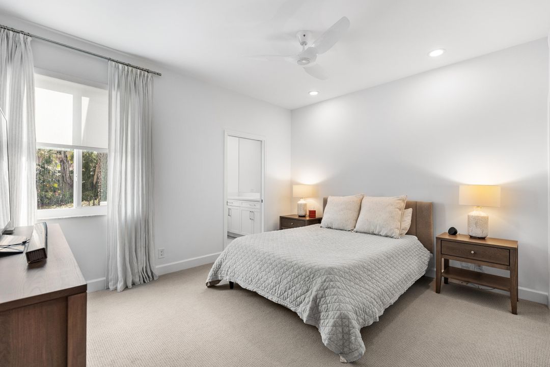 For Sale: $3,125,000 (3 beds, 4 baths, 2692 Square Feet)