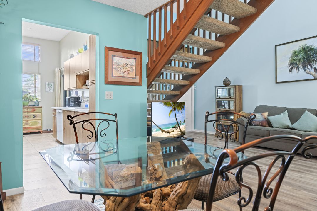 For Sale: $179,000 (1 beds, 2 baths, 1216 Square Feet)