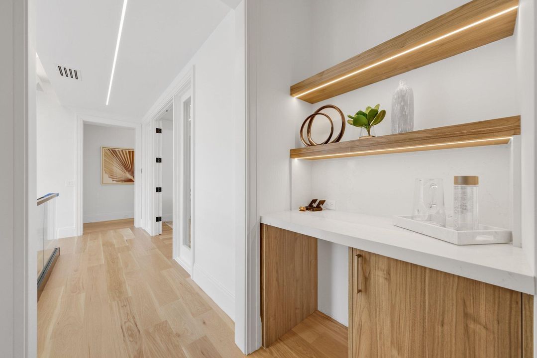 待售: $7,199,999 (5 贝兹, 5 浴室, 5021 平方英尺)