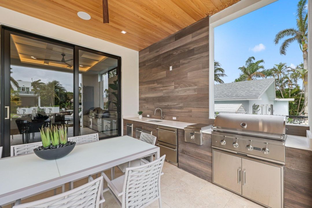 待售: $7,199,999 (5 贝兹, 5 浴室, 5021 平方英尺)