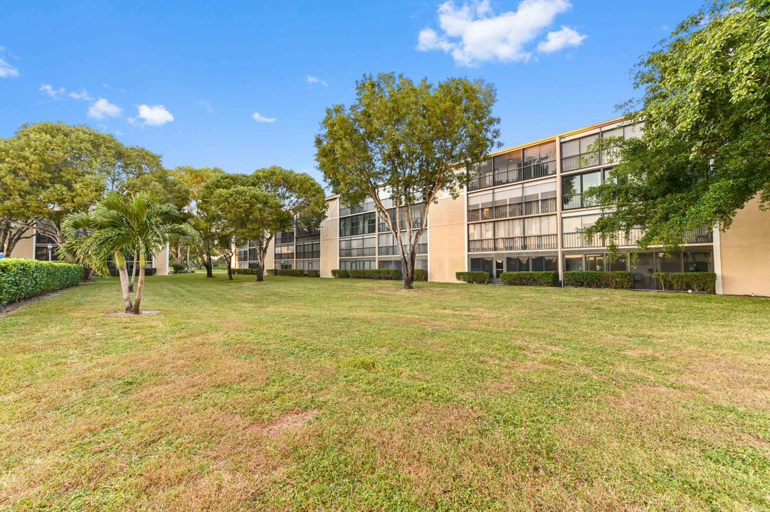 En Venta: $170,000 (2 camas, 2 baños, 1070 Pies cuadrados)