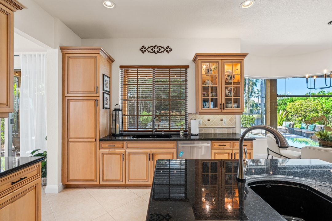 For Sale: $1,450,000 (4 beds, 4 baths, 3983 Square Feet)