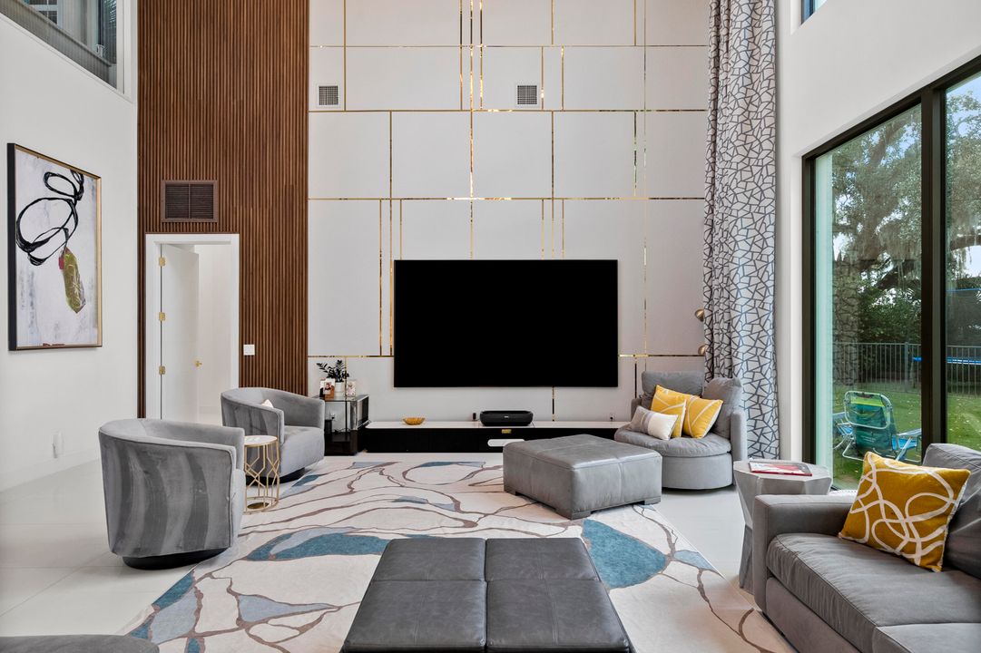 待售: $2,500,000 (4 贝兹, 3 浴室, 4341 平方英尺)