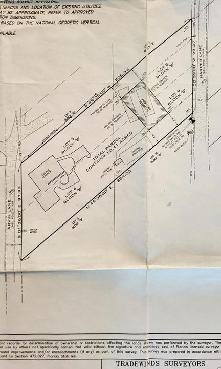 Active With Contract: $205,000 (3 beds, 2 baths, 1223 Square Feet)