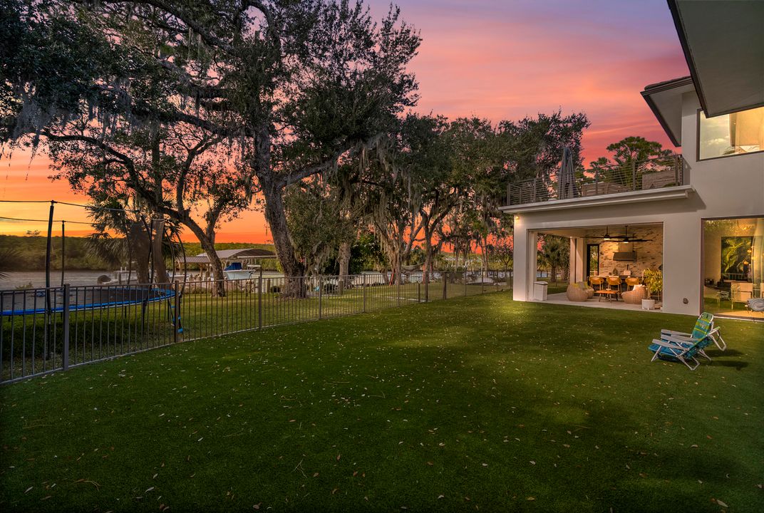 待售: $2,500,000 (4 贝兹, 3 浴室, 4341 平方英尺)