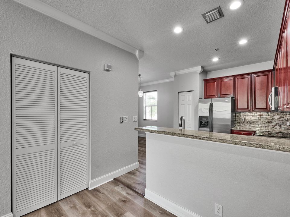 For Sale: $429,000 (2 beds, 2 baths, 1542 Square Feet)