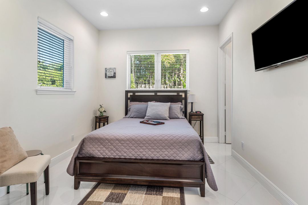 En Renta: $12,000 (4 camas, 3 baños, 2637 Pies cuadrados)