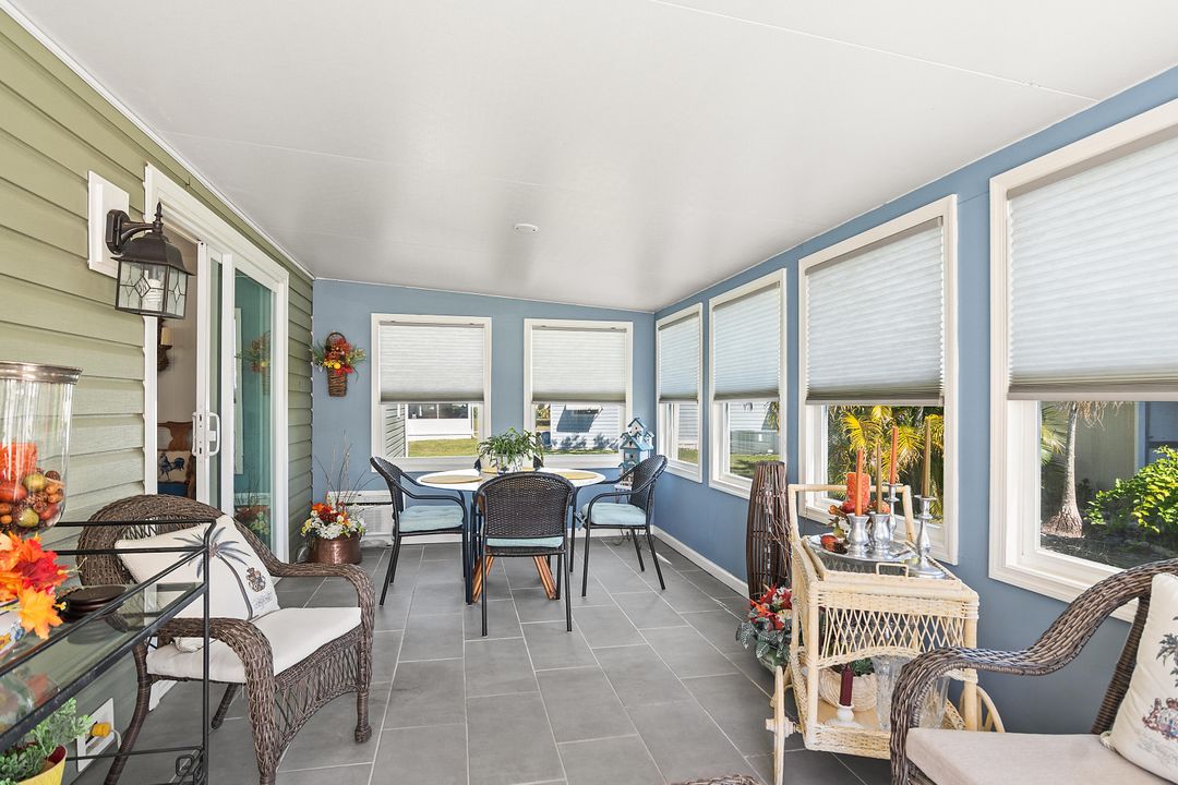 На продажу: $103,000 (2 спален, 2 ванн, 1152 Квадратных фут)