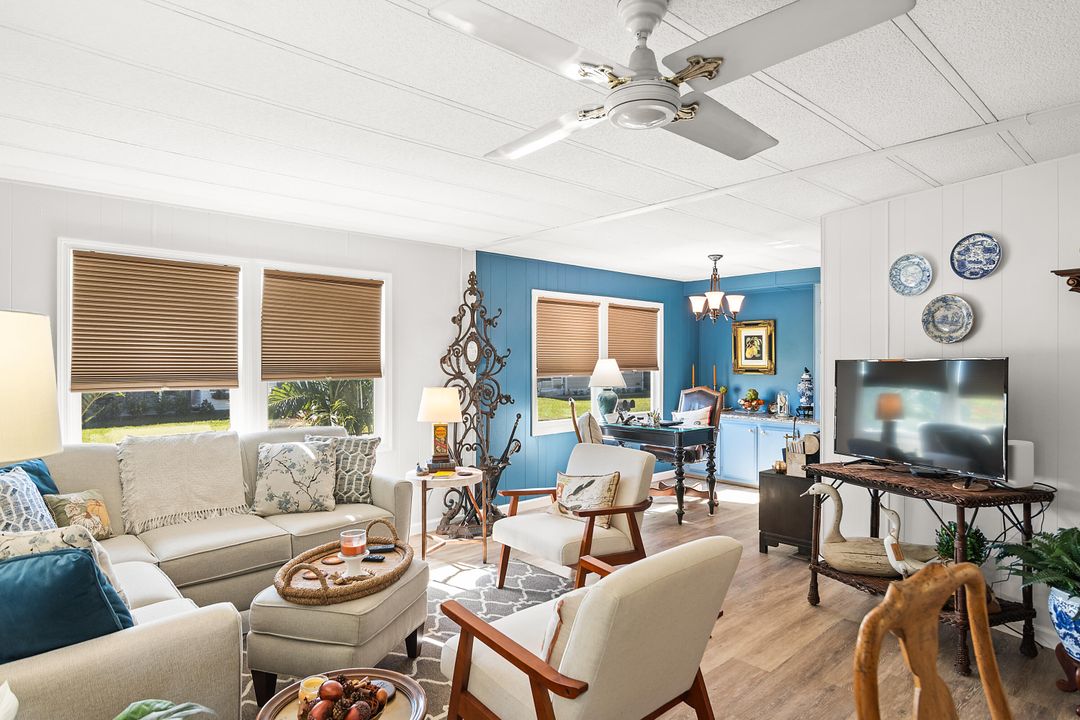 На продажу: $103,000 (2 спален, 2 ванн, 1152 Квадратных фут)