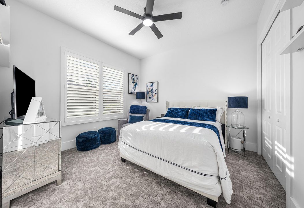 На продажу: $889,000 (4 спален, 4 ванн, 2475 Квадратных фут)