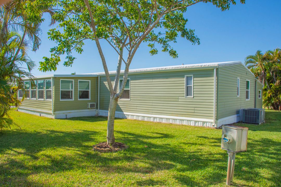 На продажу: $103,000 (2 спален, 2 ванн, 1152 Квадратных фут)