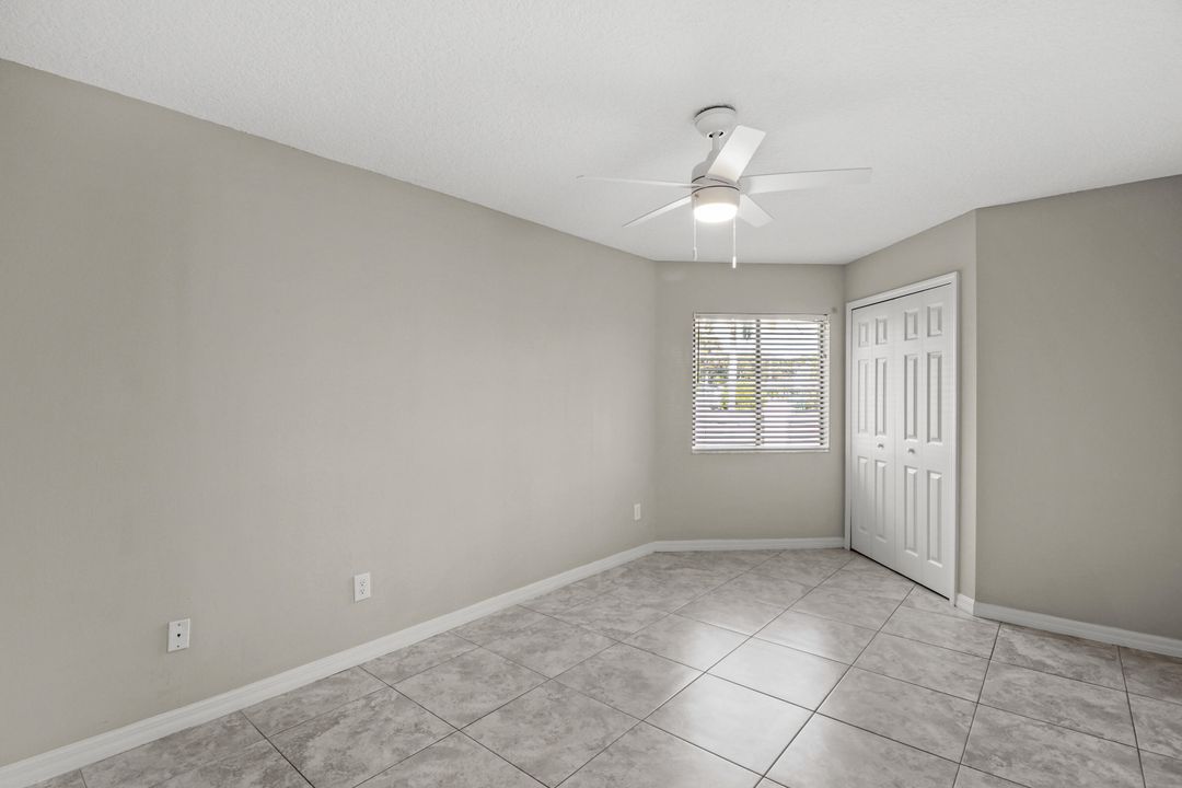 出租: $1,700 (2 贝兹, 2 浴室, 1000 平方英尺)