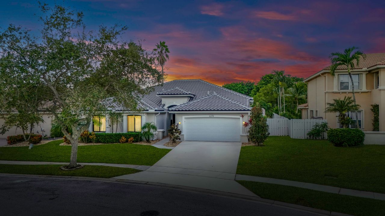 待售: $949,995 (4 贝兹, 2 浴室, 2381 平方英尺)