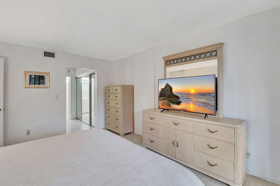 В аренду: $2,300 (1 спален, 1 ванн, 724 Квадратных фут)