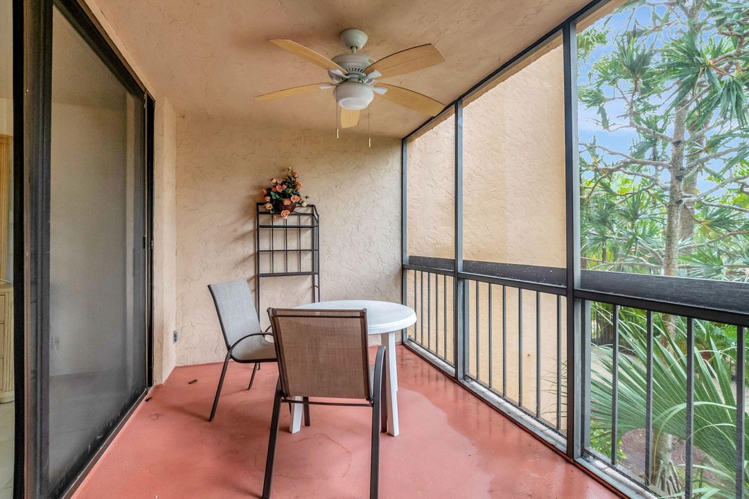 В аренду: $2,300 (1 спален, 1 ванн, 724 Квадратных фут)