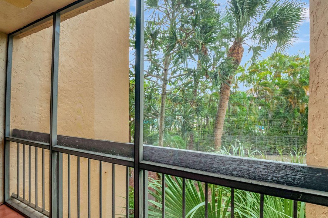 В аренду: $2,300 (1 спален, 1 ванн, 724 Квадратных фут)