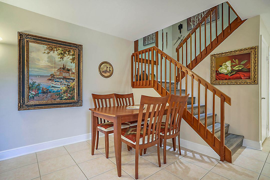 待售: $489,000 (2 贝兹, 2 浴室, 1236 平方英尺)