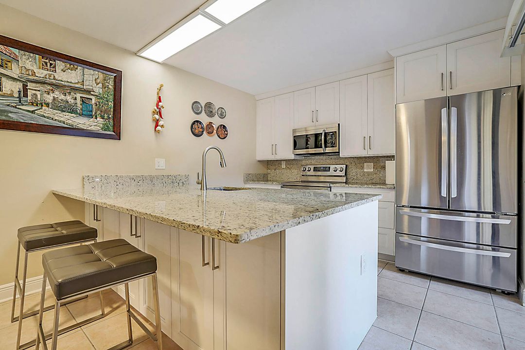 待售: $489,000 (2 贝兹, 2 浴室, 1236 平方英尺)